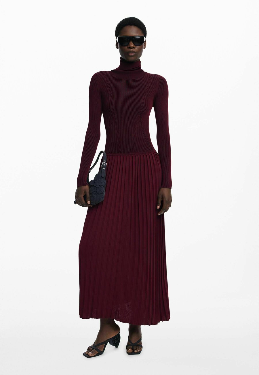 

Платье Desigual Maxi dress, Black