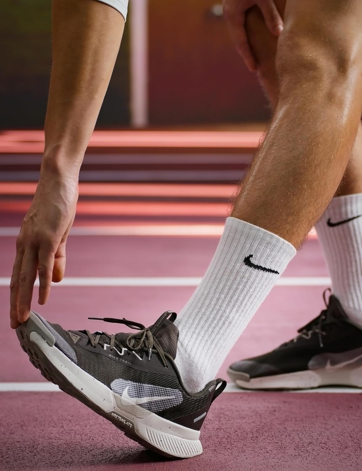 Мужские кроссовки для трейлраннинга Nike Juniper Trail 3, коричневый — фото 2