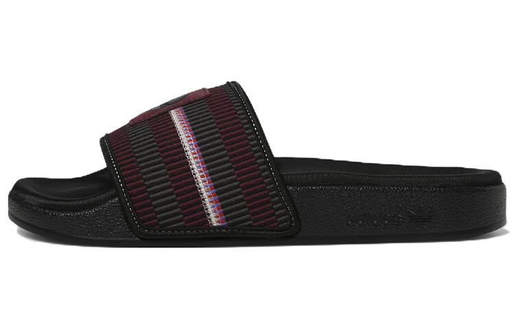 Шлепанцы и сланцы Adidas Originals Adilette Slides Patchwork