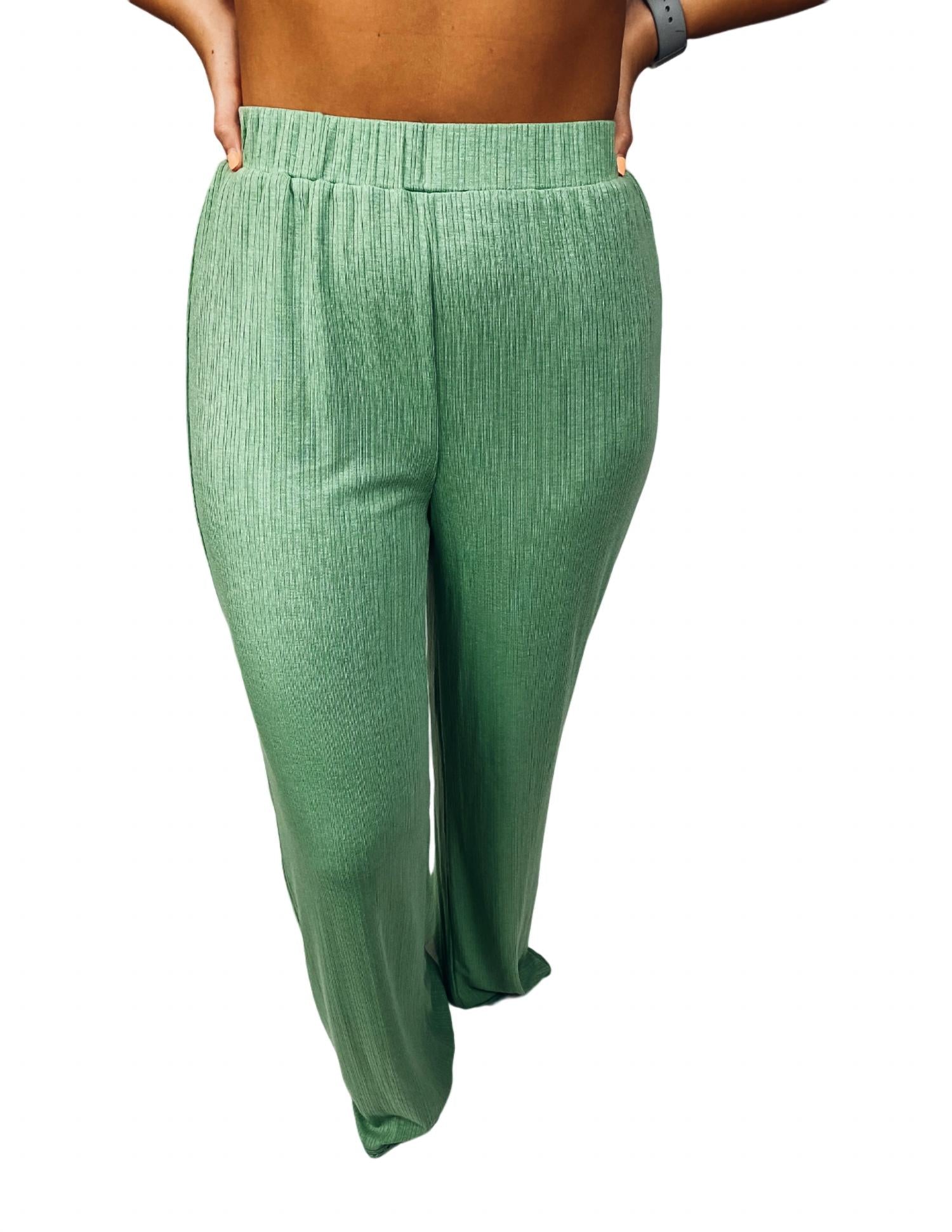 

Брюки Light On Your Feet в цвете Sage Green Baevely by Wellmade