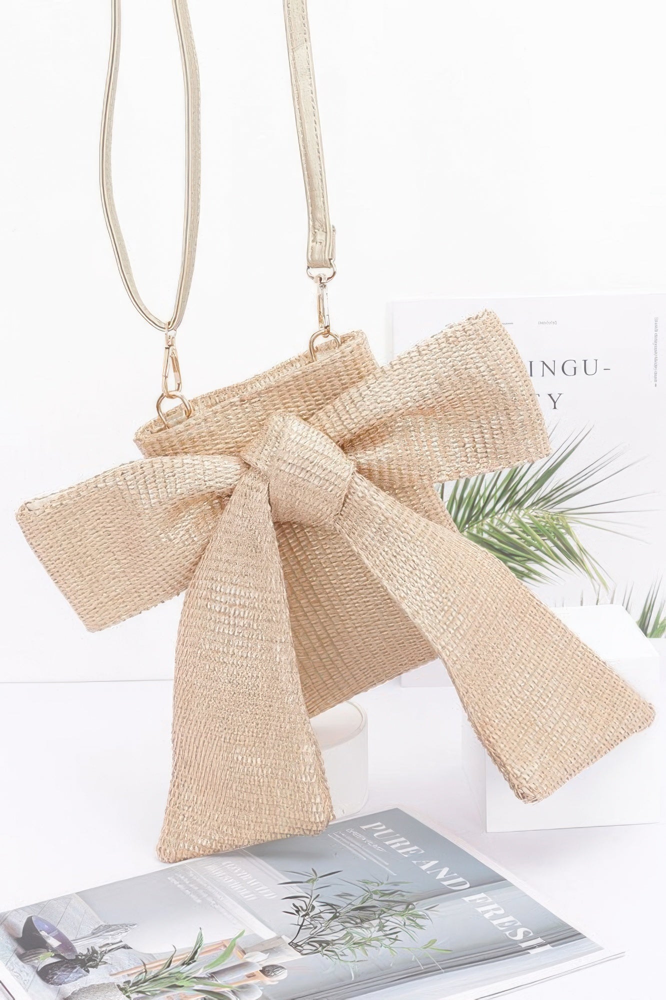 

Блаженство Боу Клатч FASHNZFAB, золотой