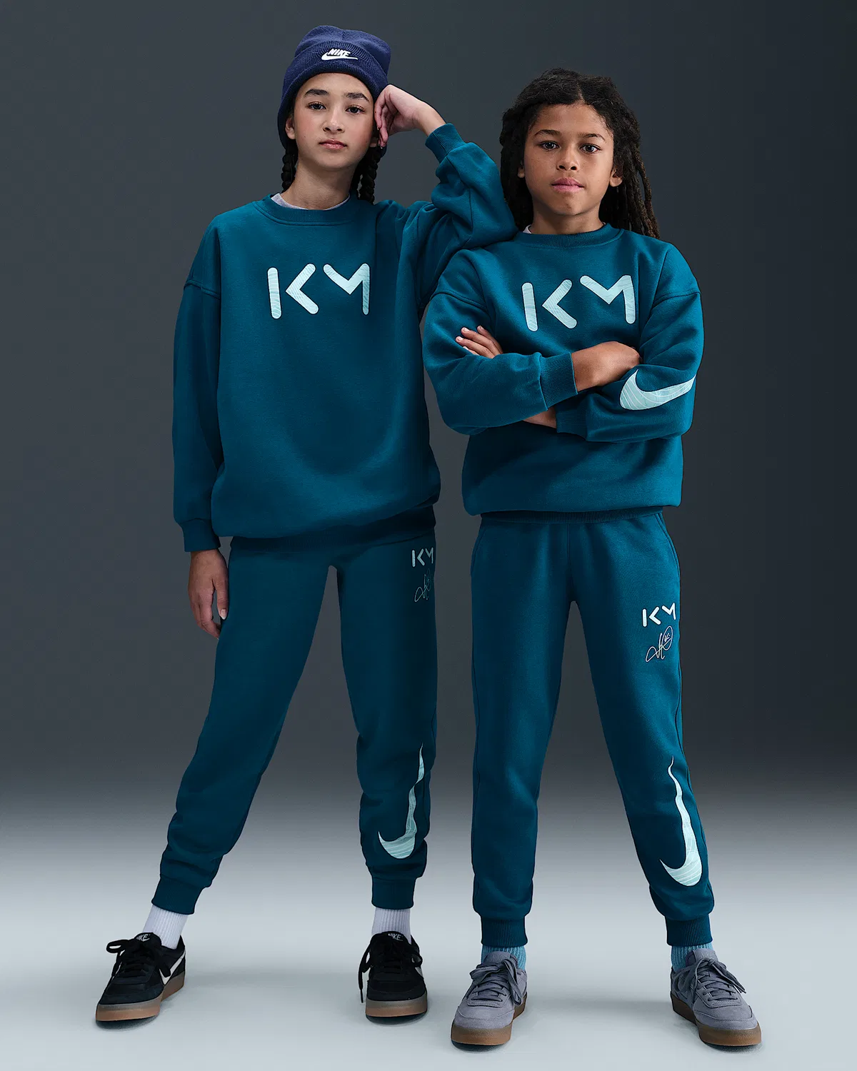 Детские спортивные штаны Nike Kylian Mbappé Club Fleece, Green Abyss/Igloo/Light Dew