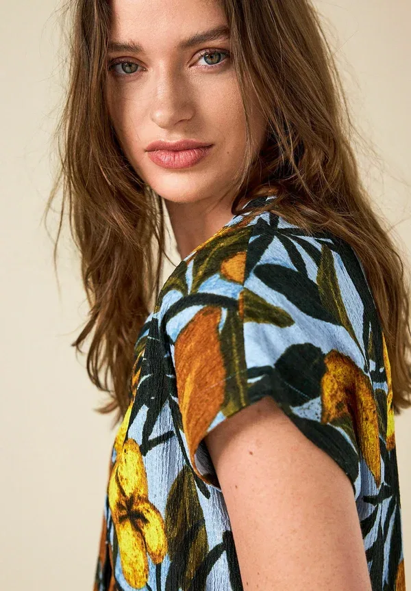 Блуза Next, Regular fit textured v neck tie front short sleeve top, сине-желтый цветочный принт