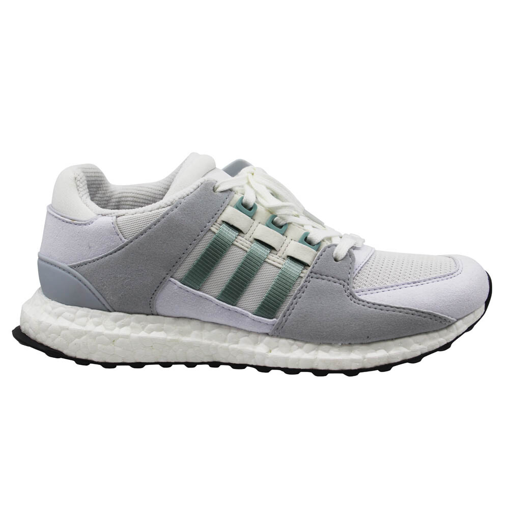 

Оборудование поддерживает ультра кроссовки Adidas, белый