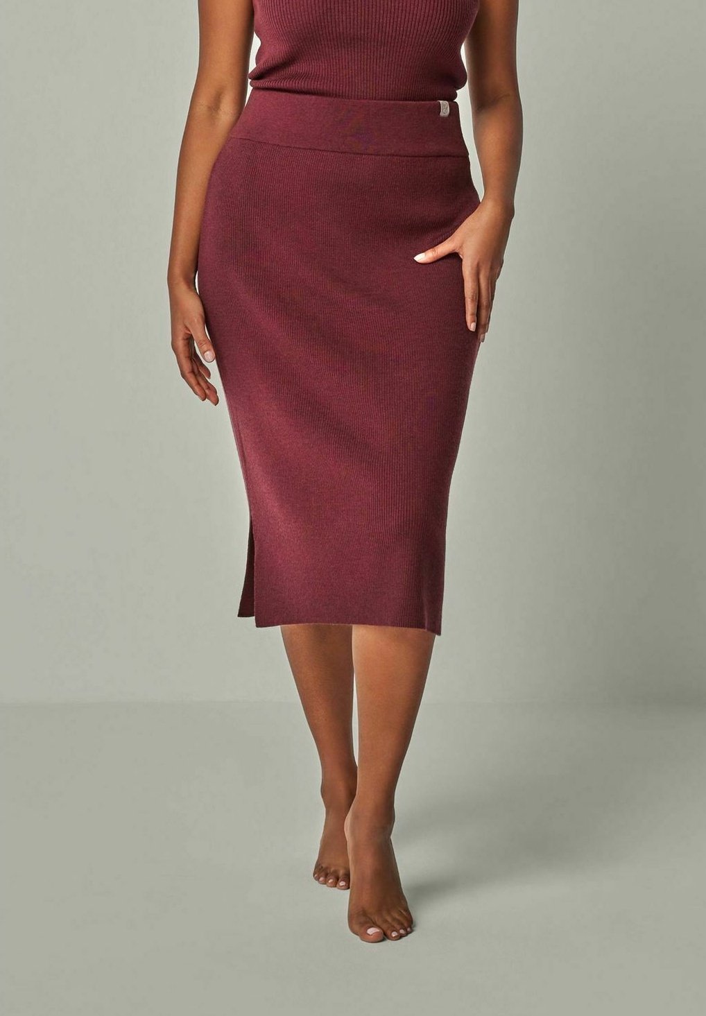 

Юбка-карандаш ERIKA MERINO SKIRT IN RIB KNIT YOU LOOK PERFECT, бордовый