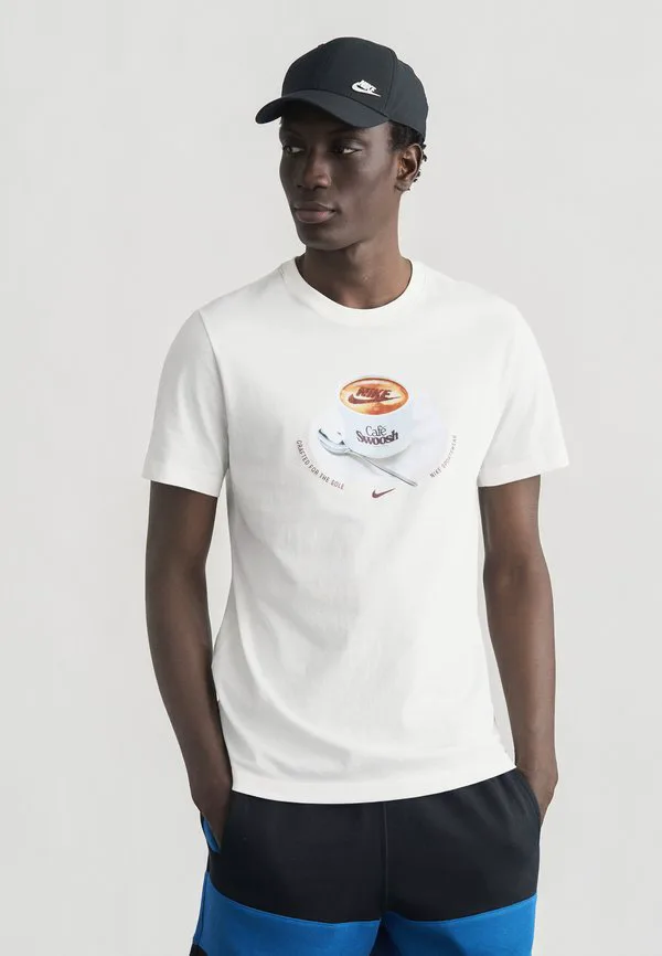 Футболка с принтом кофейной кружки Nike Sportswear, Sail