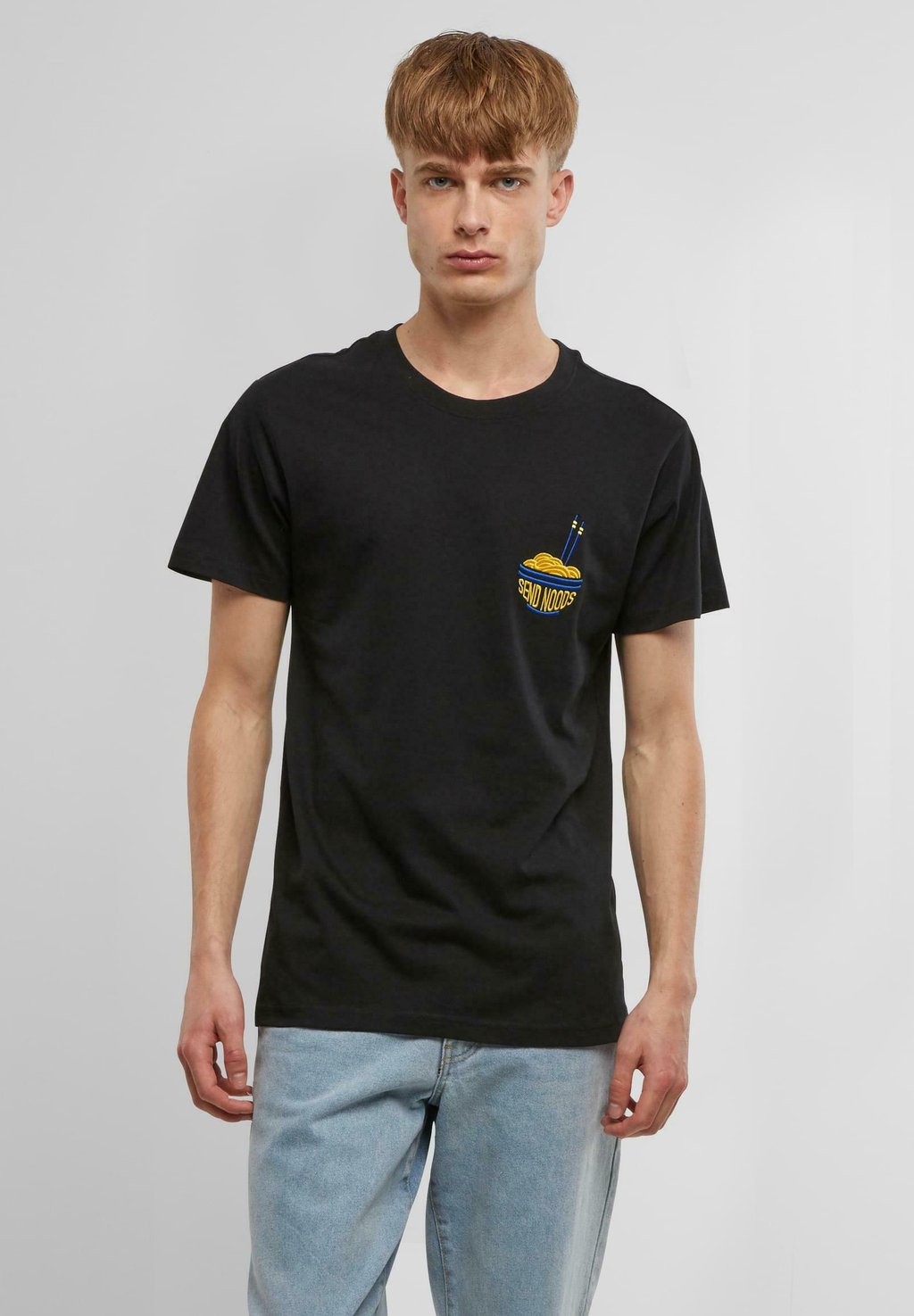 

Футболка с принтом SEND NOODS EMB Mister Tee, черный