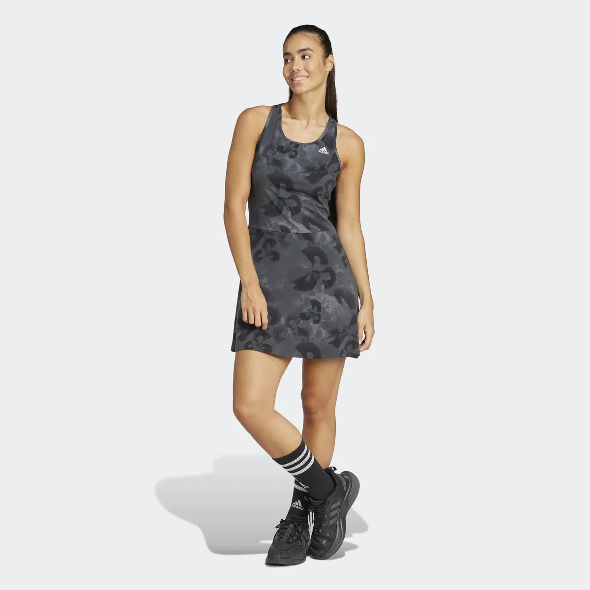 

Платье-рубашка Adidas Sportswear "W AOP DRESS" (1 шт.), черный