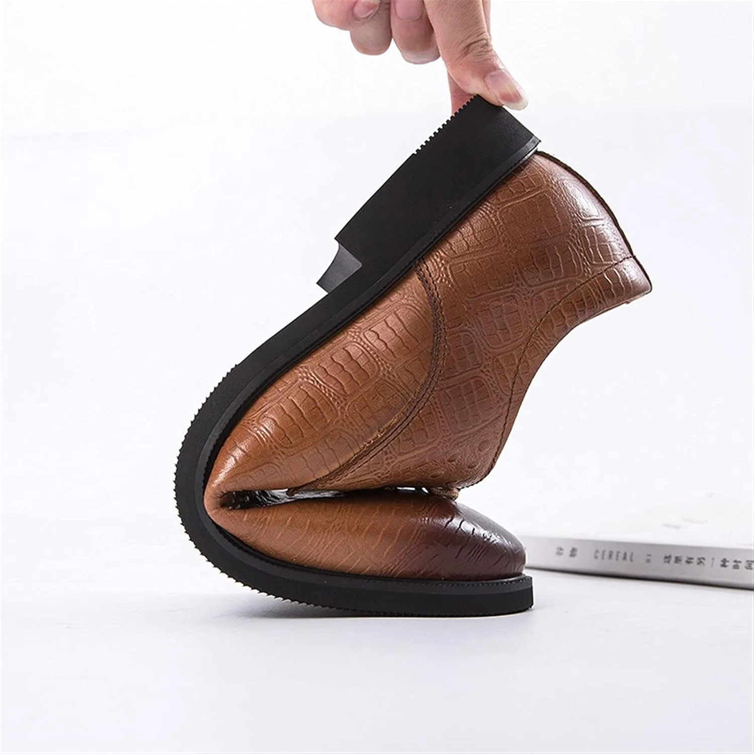 Туфли Oxford Formale Schuhe für Männer Schnüren gebrannte Zehenzehen Krokodildruckschuhe Leder Anti-Schlupf-Gummi-Sohle niedriger Slip-Resistant Party Generic, Braun — фото 3