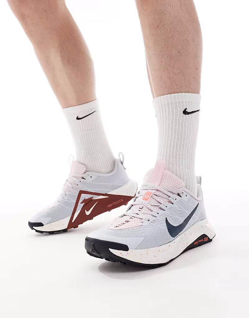 

Кроссовки Nike Running ReactX Wildhorse 10 серого цвета