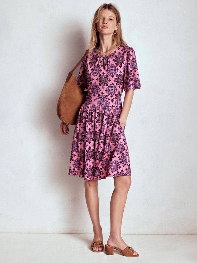 

Платье Louisa с геометрическим цветочным принтом из джерси Boden, Pink/Multi