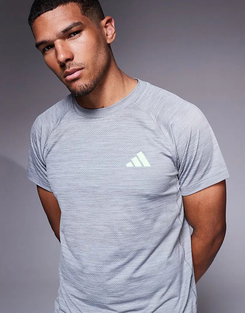 

Футболка adidas Training Gym+ с тремя полосками в серо-зеленых тонах Adidas Performance