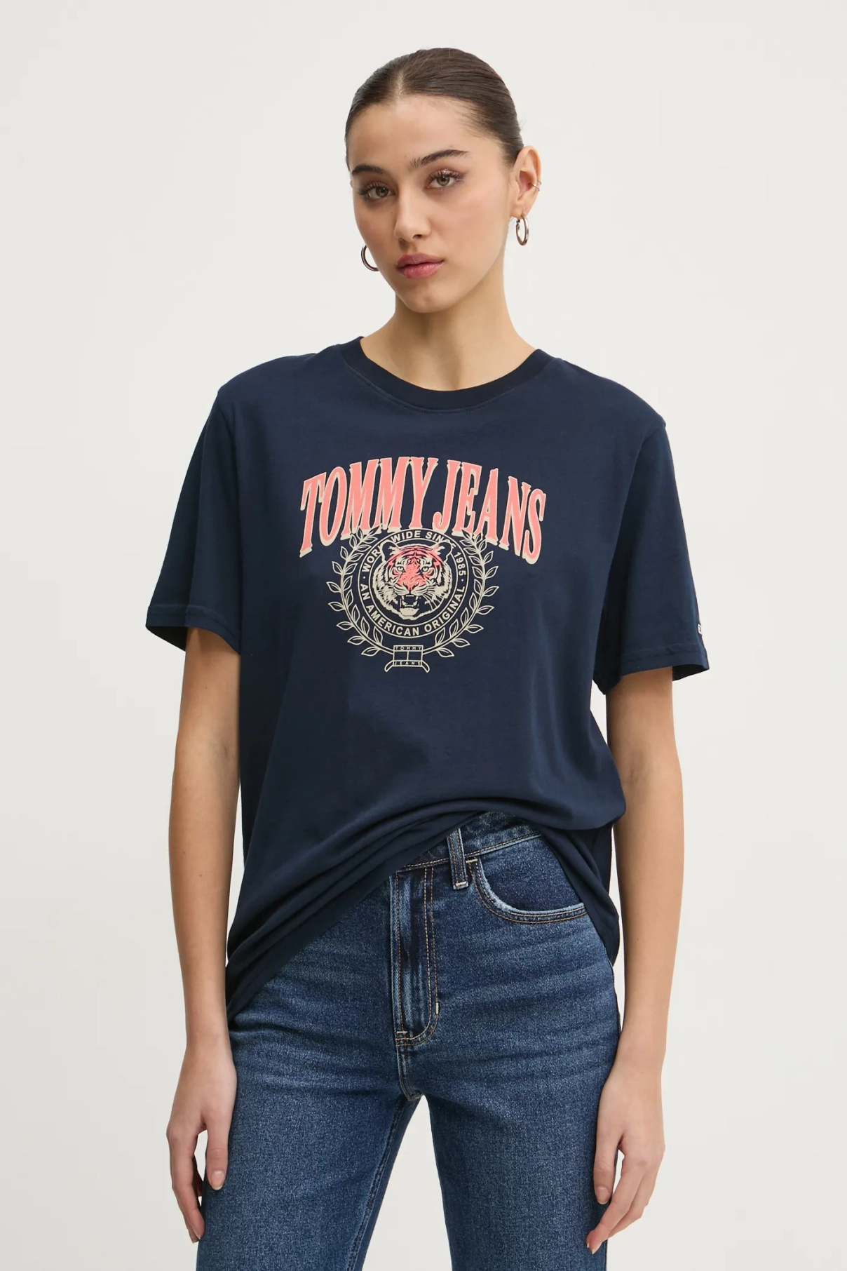 

Хлопковая футболка Tommy Jeans, темно-синий