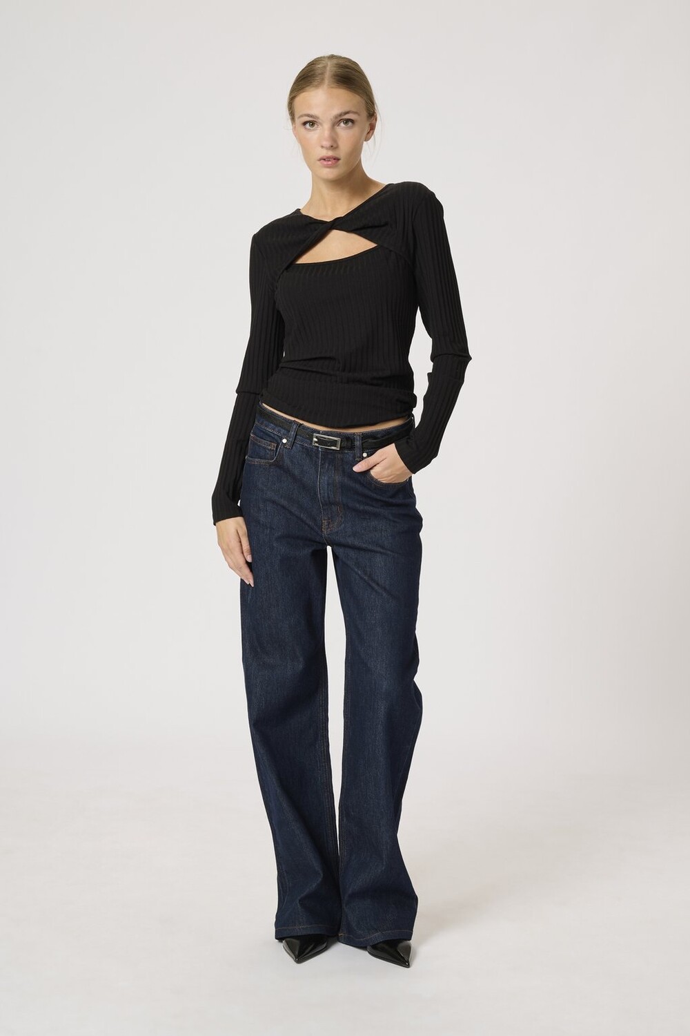 

Топ с длинными рукавами BUSTAMW My Essential Wardrobe, черный