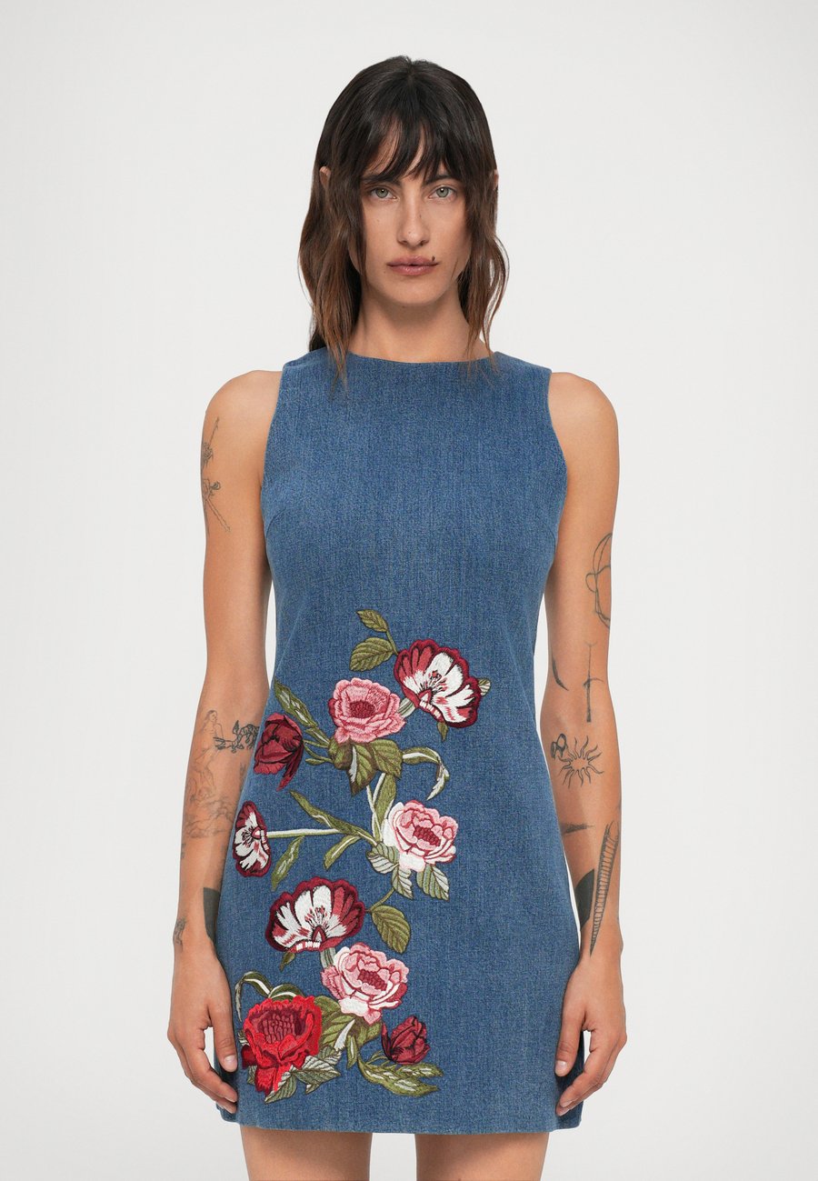 

Платье Alice + Olivia CADE SHIFT MINI DRESS, Blue/Multi-Coloured/Blue