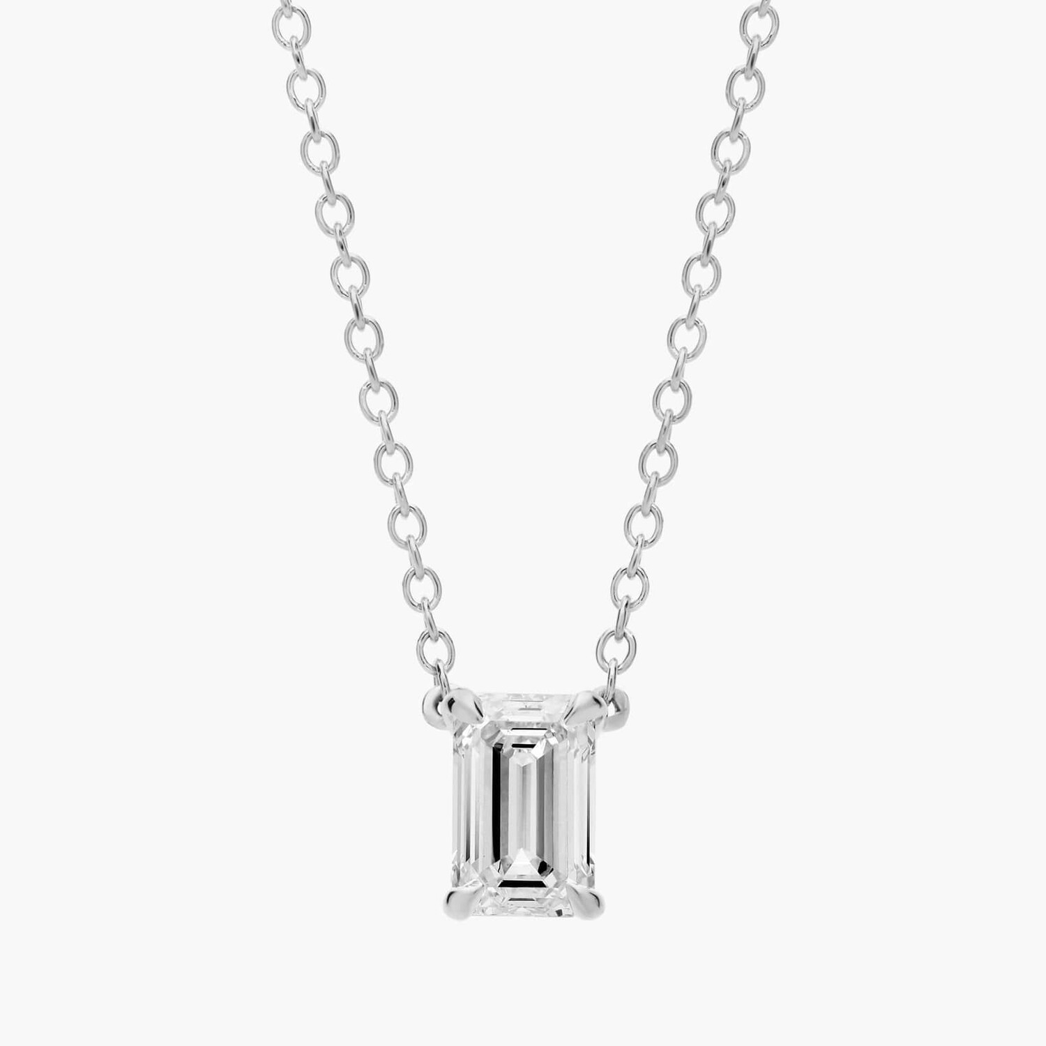 

Подвеска с бриллиантом-солитером изумрудной огранки из белого золота 14 карат (3/4 карата, чистота - HI / SI1-SI2) Blue Nile