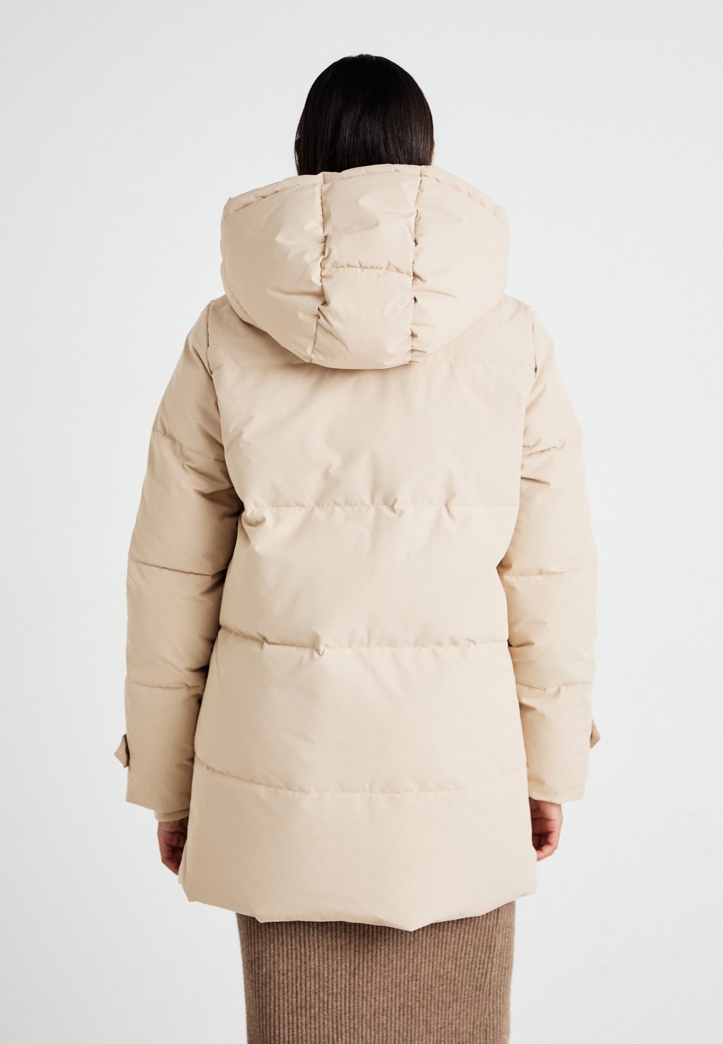

Пуховик VMLEONIELEA JACKET Vero Moda, песочный