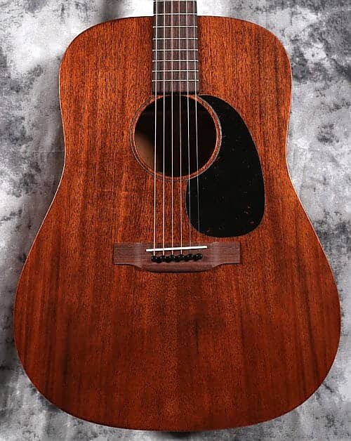 

Акустическая гитара Martin - D-15M