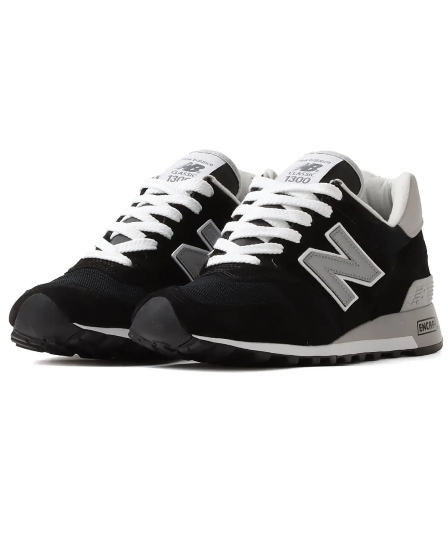 Унисекс кроссовки из замши и сетки U1300BK New Balance чёрные