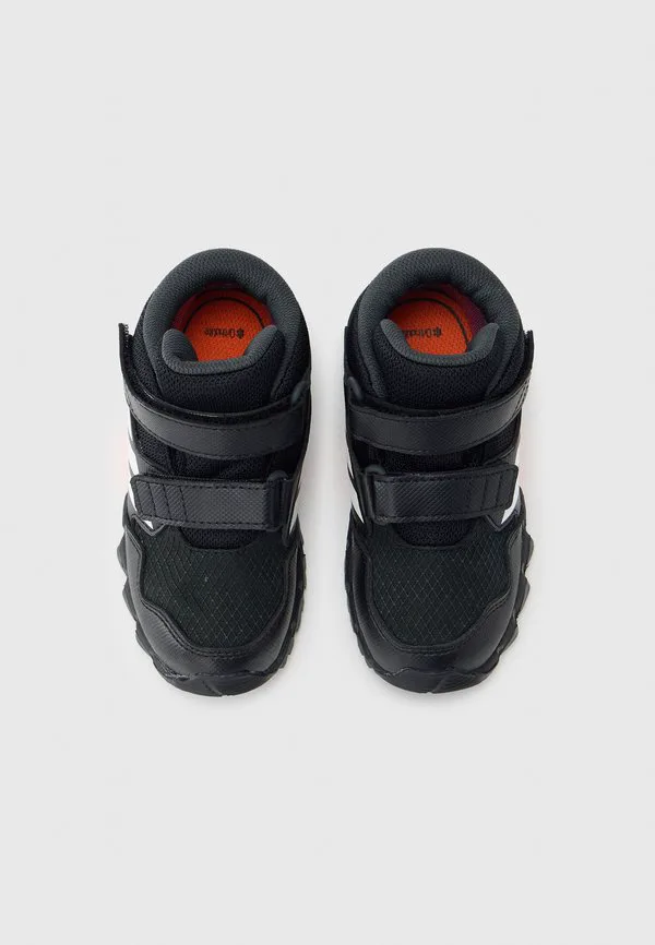 Унисекс прогулочные кроссовки skychaser средней высоты Adidas Terrex, Core Black/White/Semi Impact Orange — фото 4