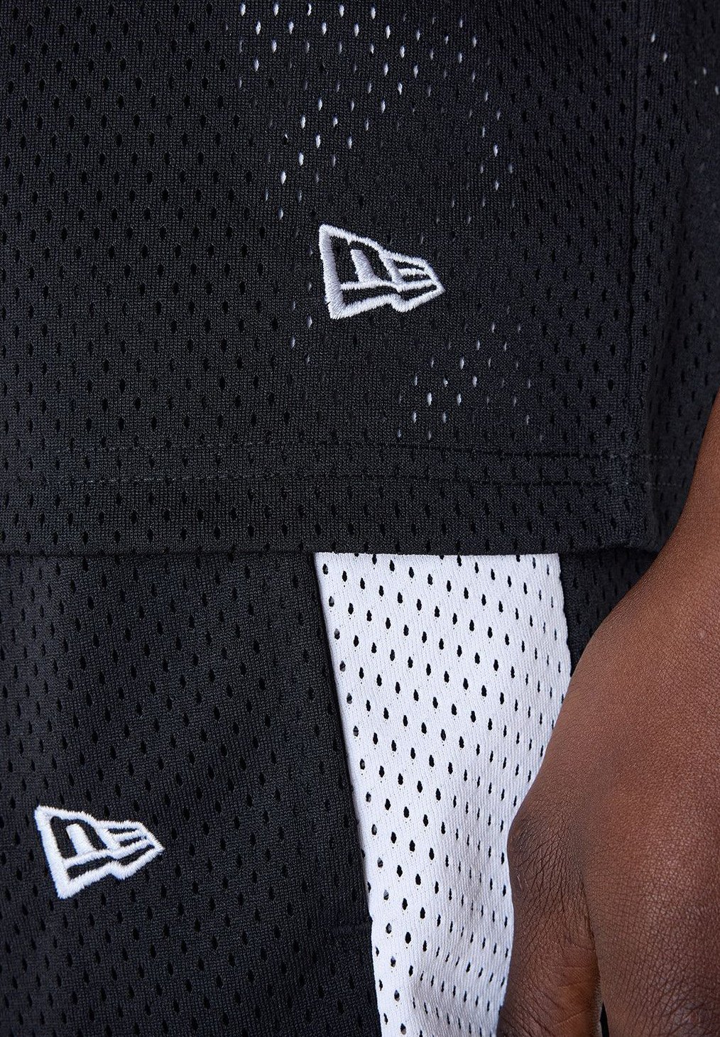 

Футболка с принтом NFL LAS VEGAS RAIDERS GRAPHIC New Era, черный
