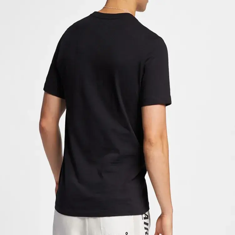 

Повседневная спортивная одежда для мужчин Nike
