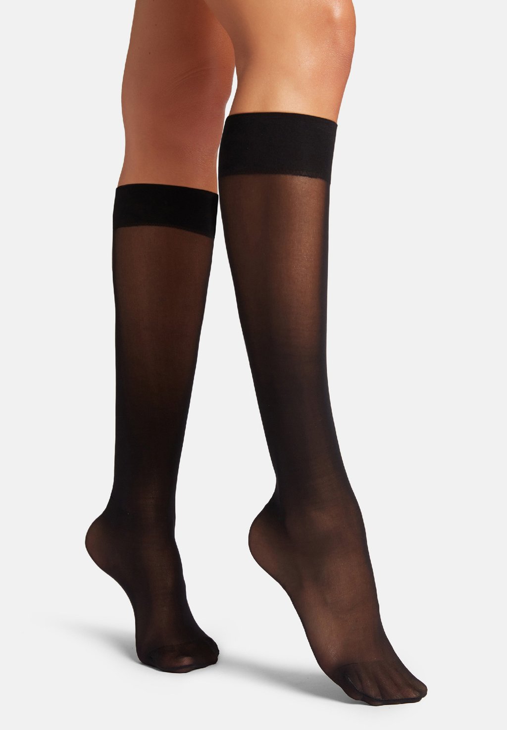 

Носки INDIVIDUAL 10 Wolford, черный