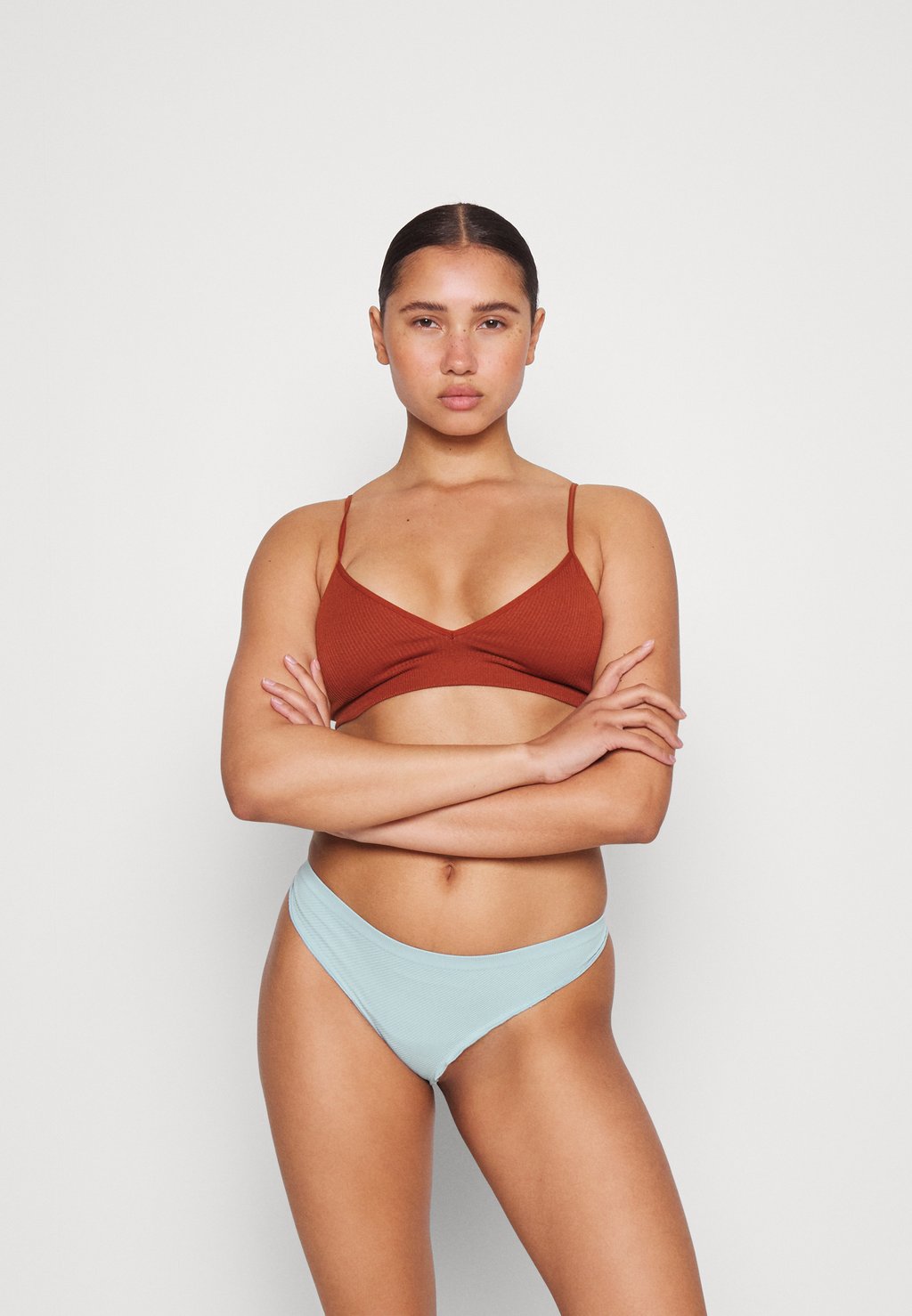 

Стринги ONLANDREA SEAMLESS FRILL THONG 2 PACK ONLY, белый