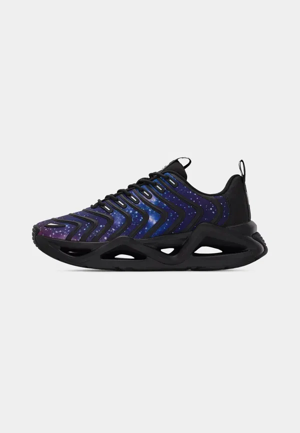 Кроссовки Infinity galaxy trainers Ea7 Emporio Armani, тройной черный/черный