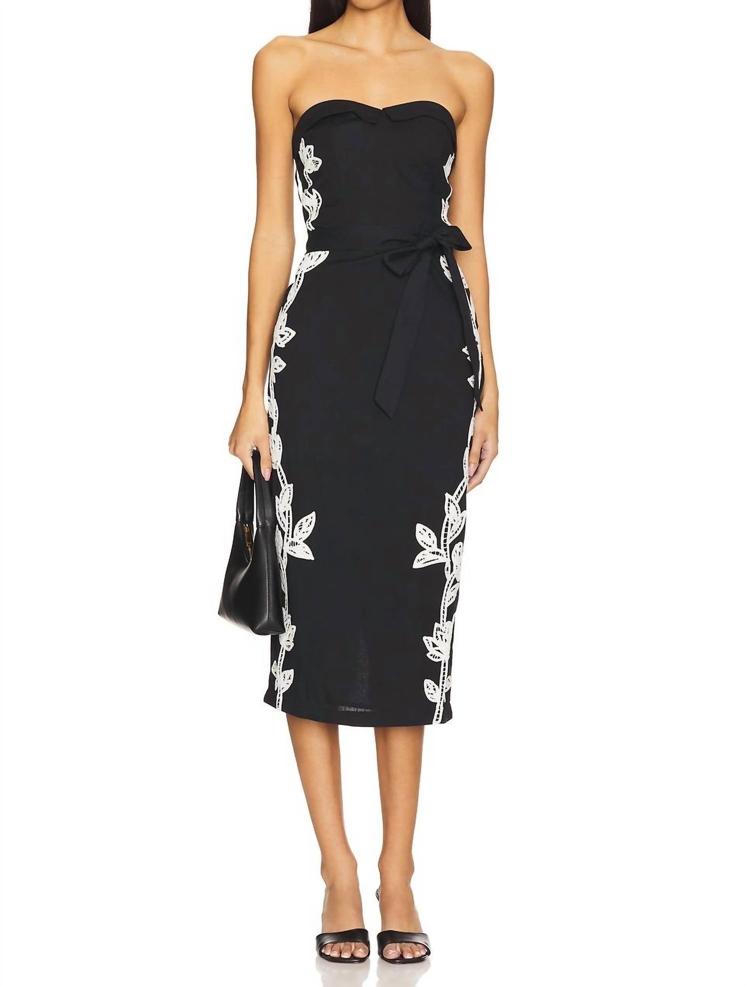 

Черное миди-платье с поясом-галстуком Hemant & Nandita