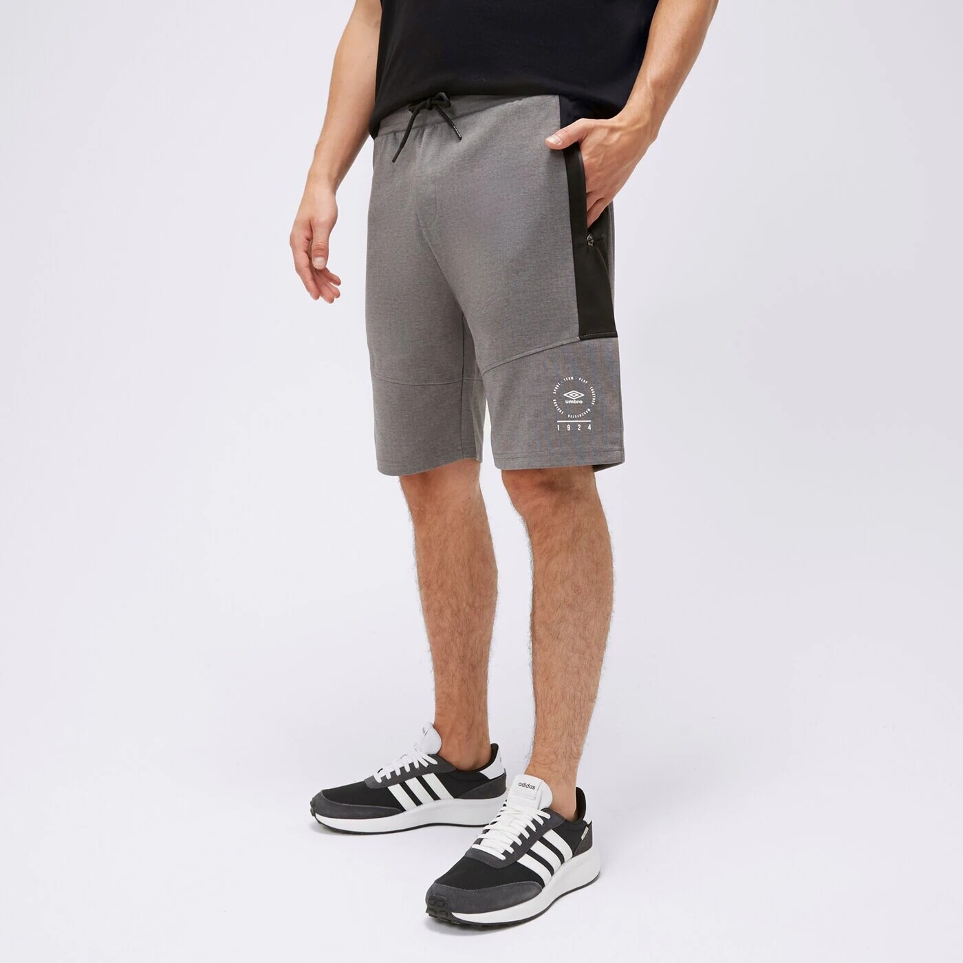 

Шорты Umbro Bazaro, серый