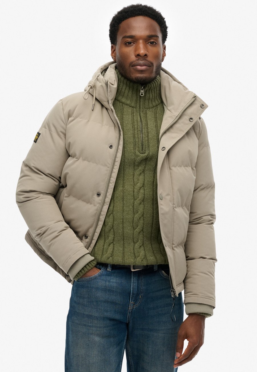 

Куртка Superdry & Co EVEREST HOODED PUFFER, Stone Dark Grey/Mottled Dark Grey