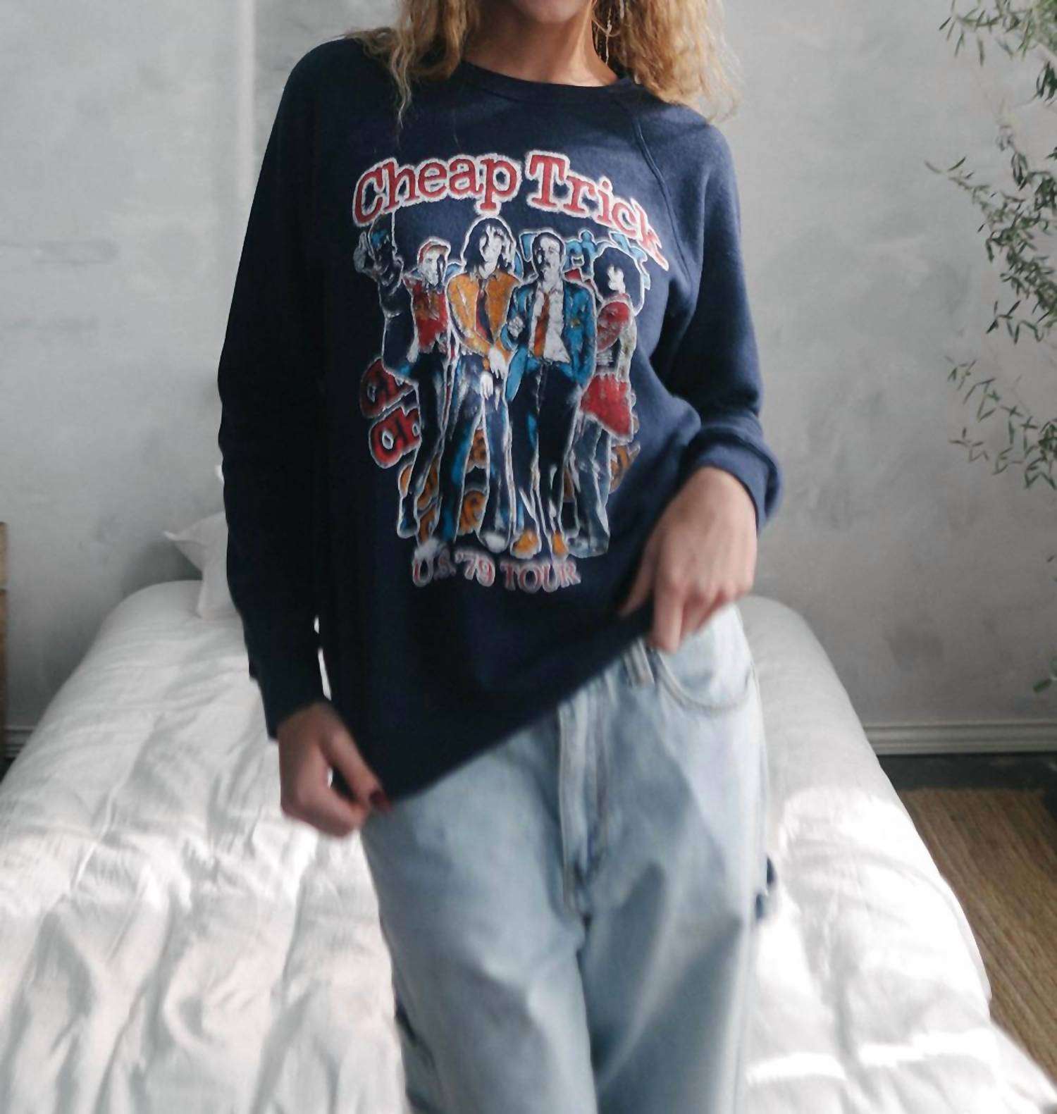 

Синяя толстовка Cheap Trick 1979 Us Tour People of Leisure