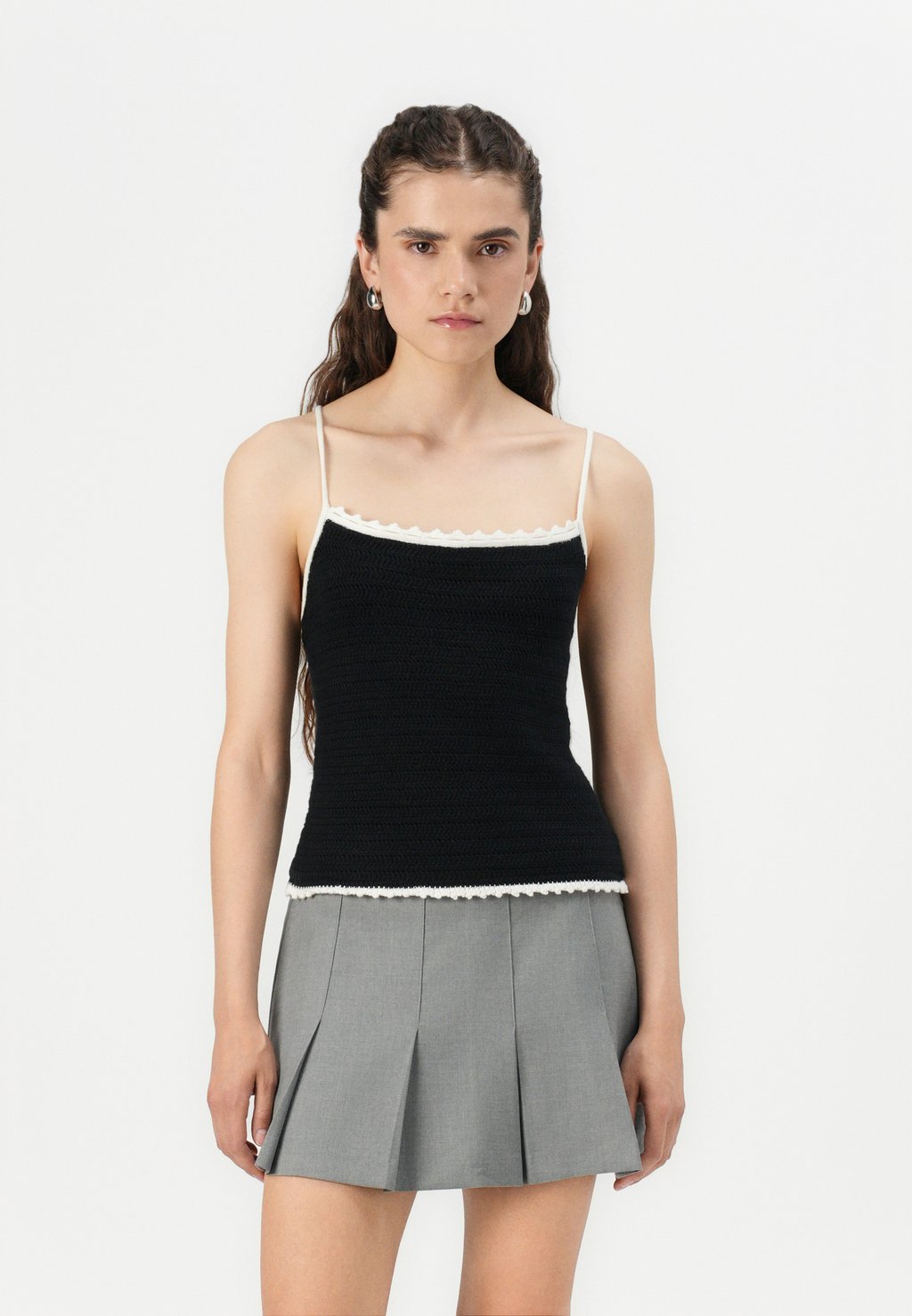 

Топ APRON TIE BACK Abercrombie & Fitch, черный
