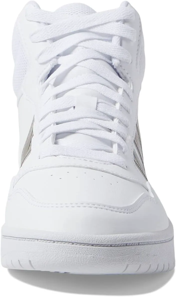 

Баскетбольные кроссовки Adidas Kids' Hoopds среднего верха, белый