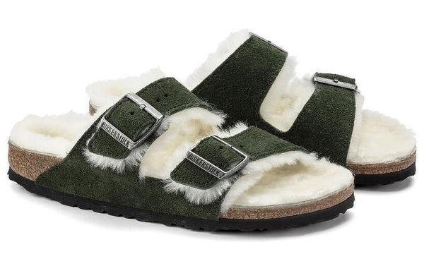 Тапочки arizona shearling sandal suede leather narrow fit 'green' Birkenstock, зеленый — фото 4
