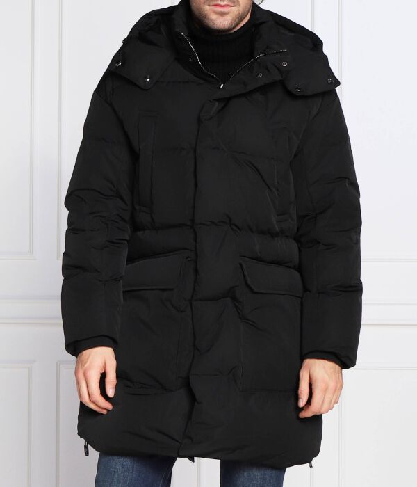 

Пуховик мужской Emporio Armani длинный с капюшоном, черный