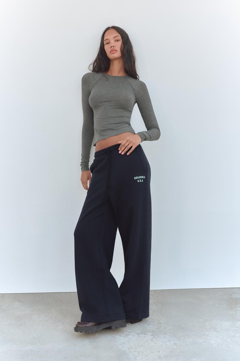 

Футболка облегающего типа с длинным рукавом ZARA, серый мергель