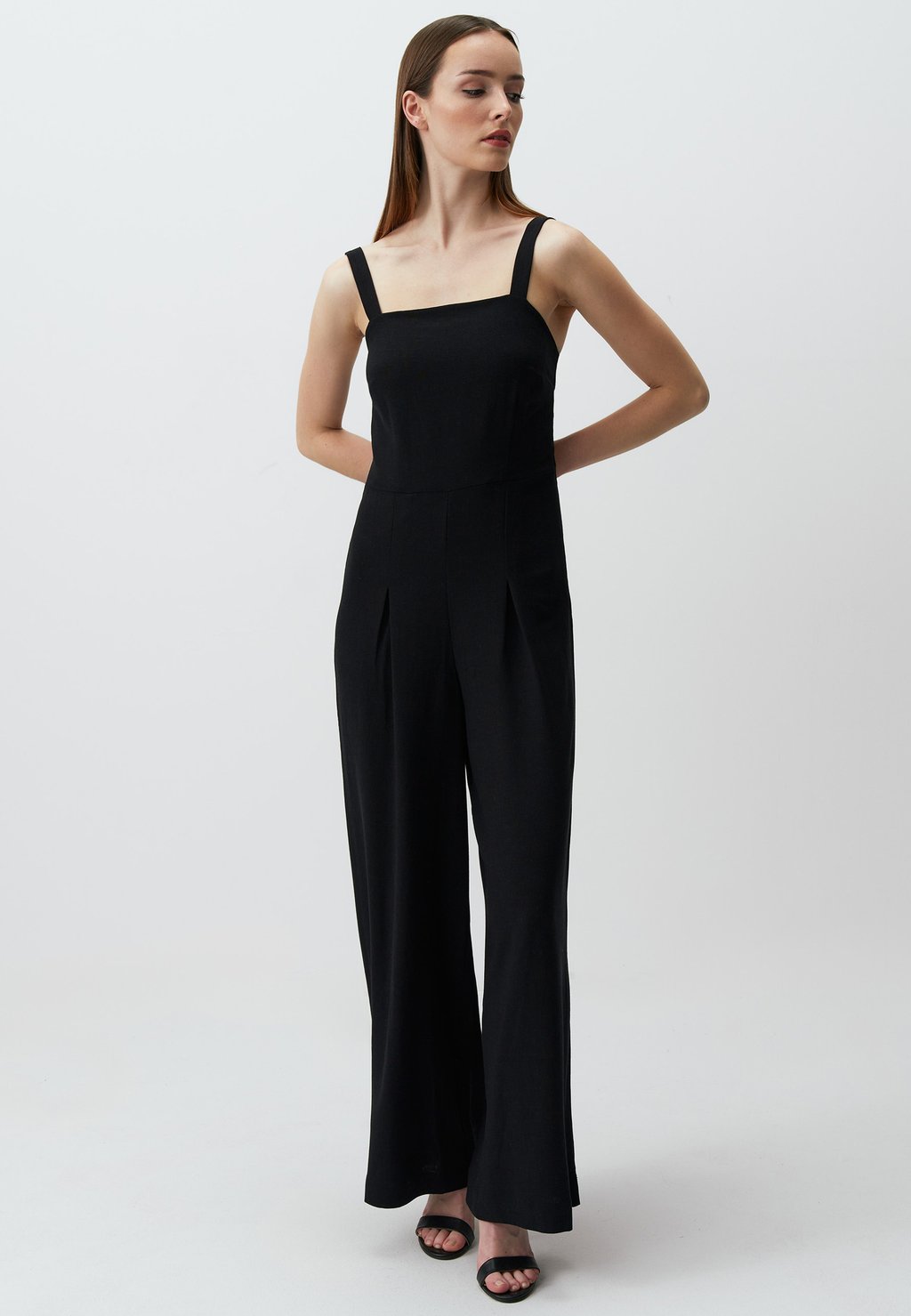 

Комбинезон COVERALL WITH THICK STRAPS Jimmy Key, черный