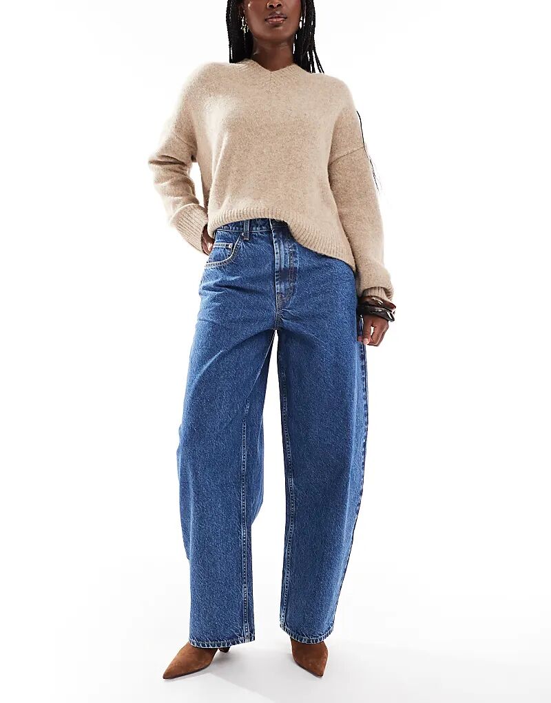 

Джинсы-бочонки с высокой талией ASOS DESIGN, средне-синего цвета