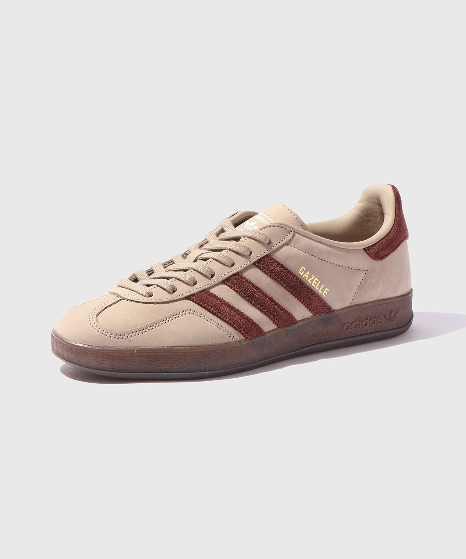Мужские кроссовки для тренировок из гладкой кожи Gazelle Indoor JQ8387 adidas бежевые — фото 2
