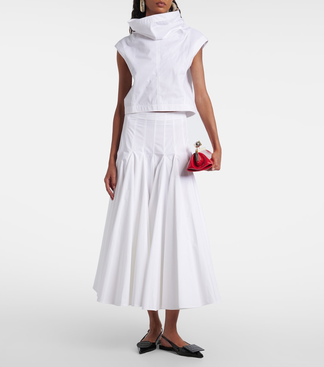Туфли Duelo с открытой пяткой из кожи с эффектом крокодила Jacquemus, черный — фото 3