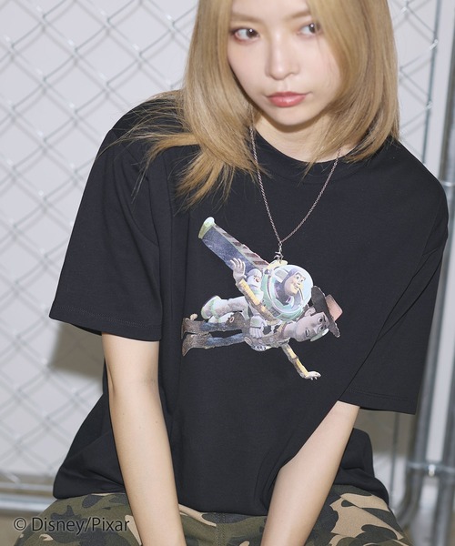 

Футболка свободного кроя с графическим принтом Disney, черная