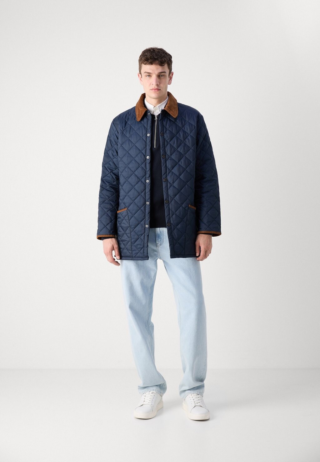 

Короткое пальто 30TH ANNIVERSARY QUILTED Barbour, темно-синий