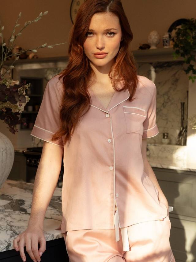 

Комплект пижамы Highbury с короткой рубашкой Fable & Eve, Light Pink