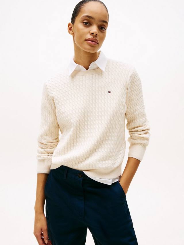 

Тонкий свитер с вязкой кабелем и круглым вырезом Tommy Hilfiger, Ivory Petal