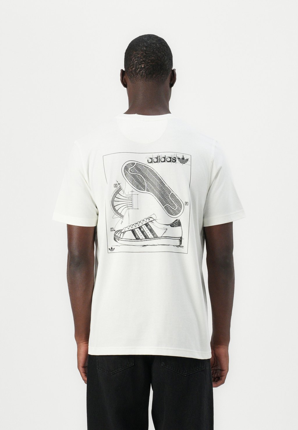 

Футболка с принтом SUPERSTAR UNISEX Adidas Originals, кремовый