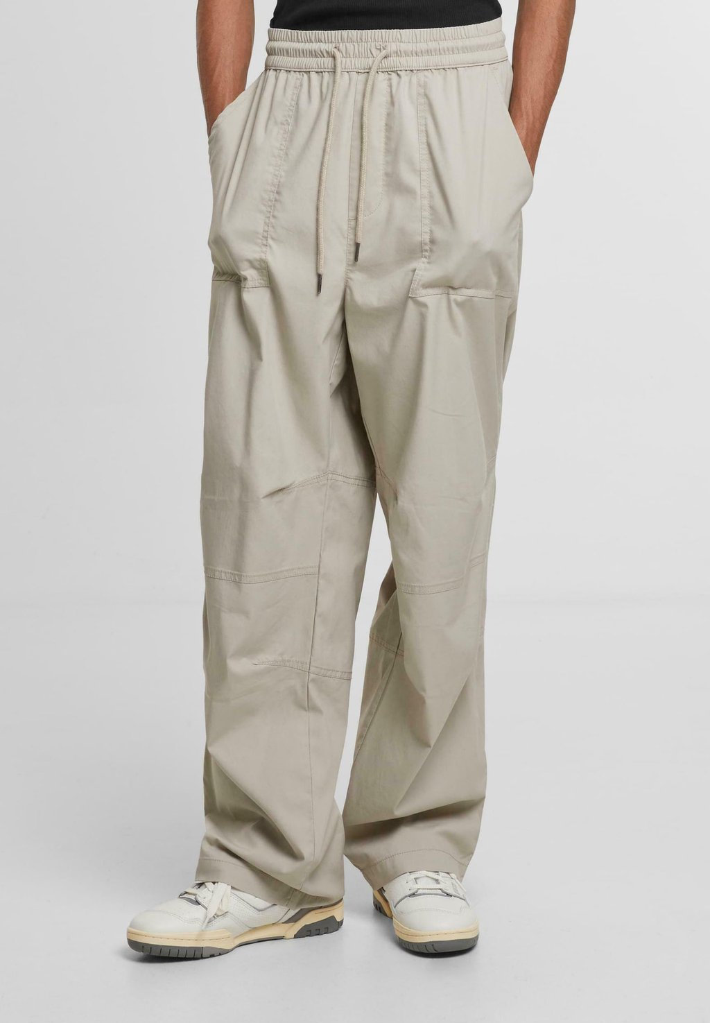 

Брюки LOOSE FIT WITH DARTS Urban Classics, бежевый