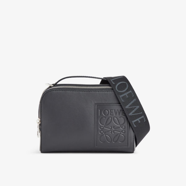 

Сумка через плечо Loewe кожаная с тиснением, черный