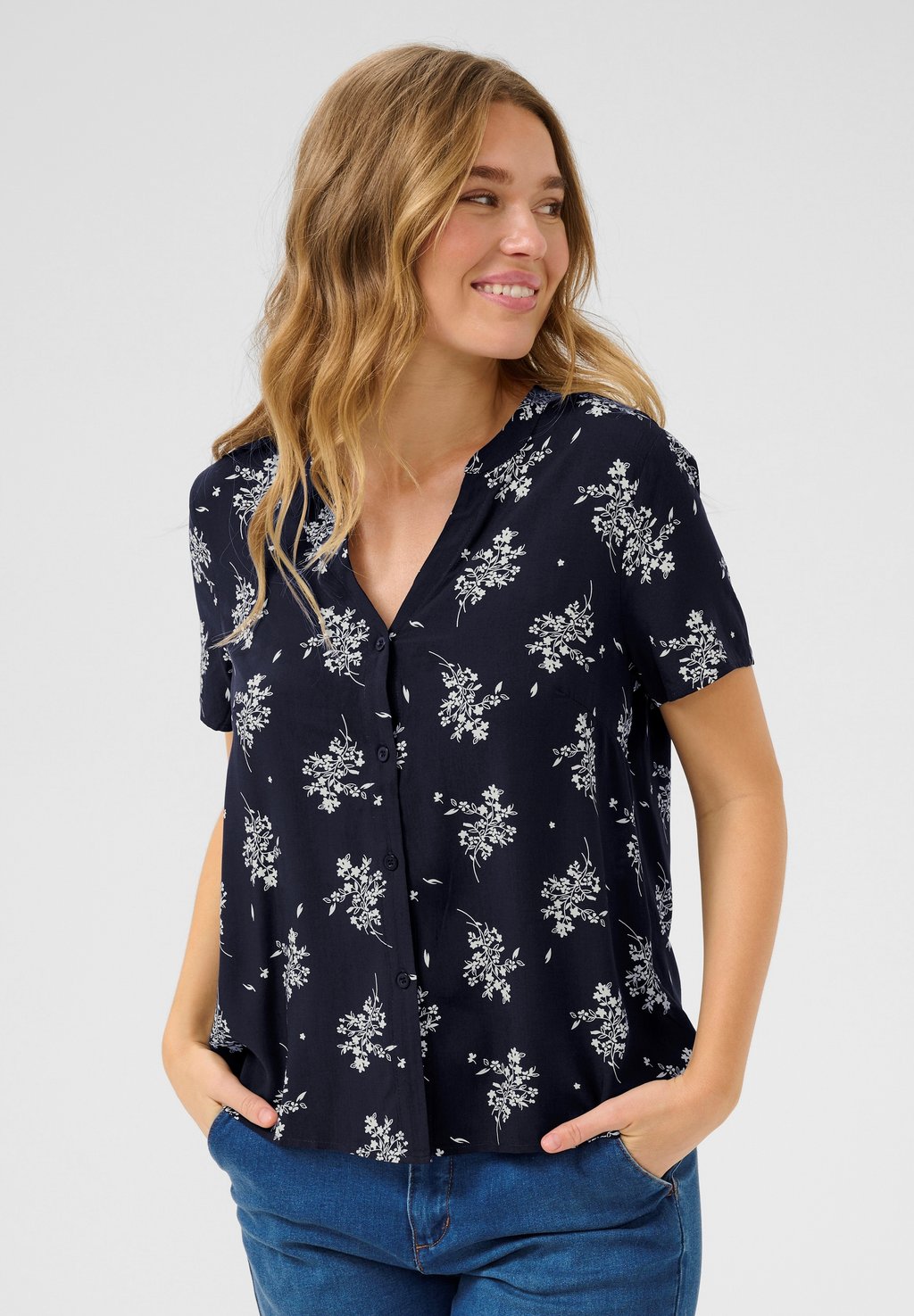 

Блузка на пуговицах LUDA BUTTON SHORT SLEEVE Love Copenhagen, темно-синий